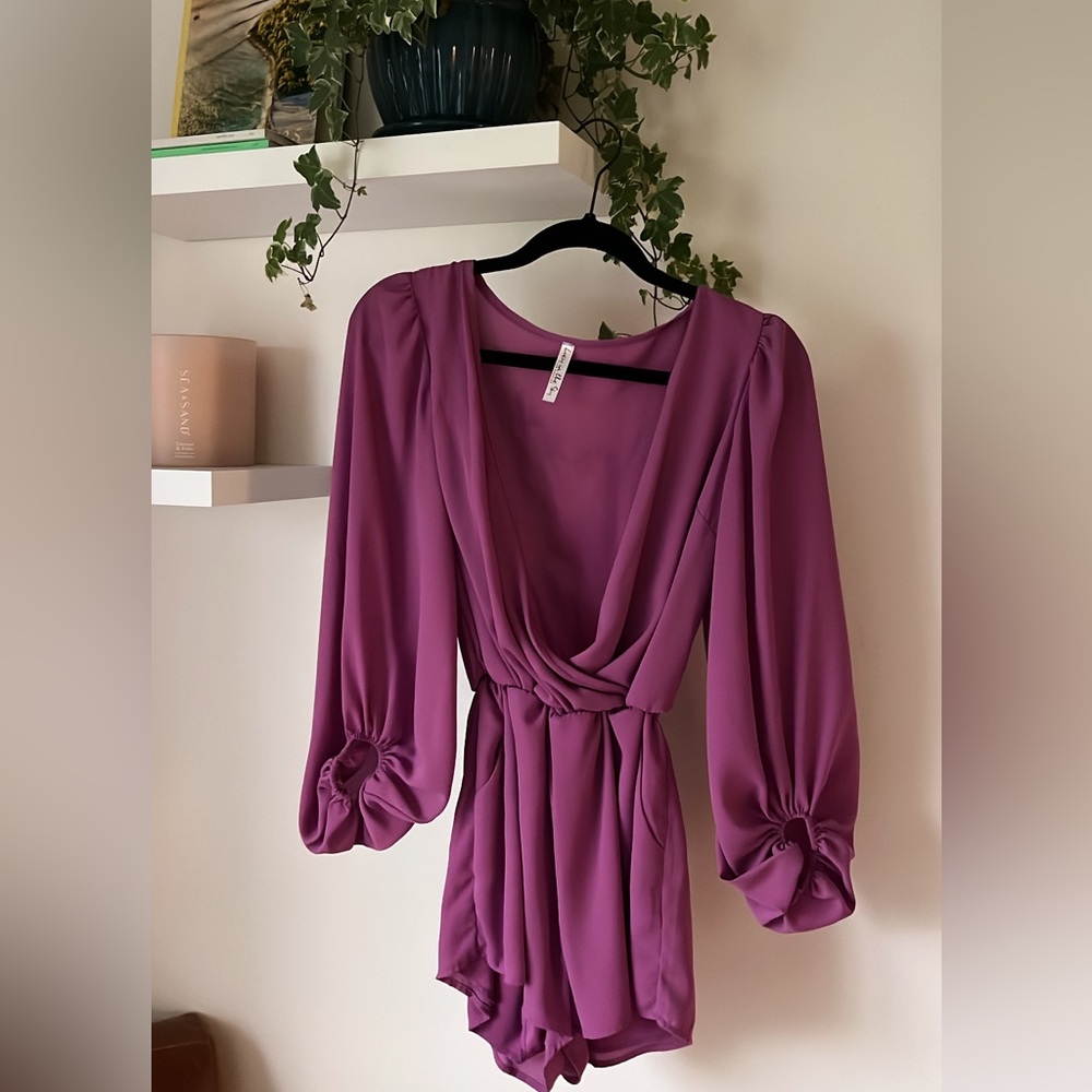 Lucy In the Sky Purple Long Sleeve Romper. Size small